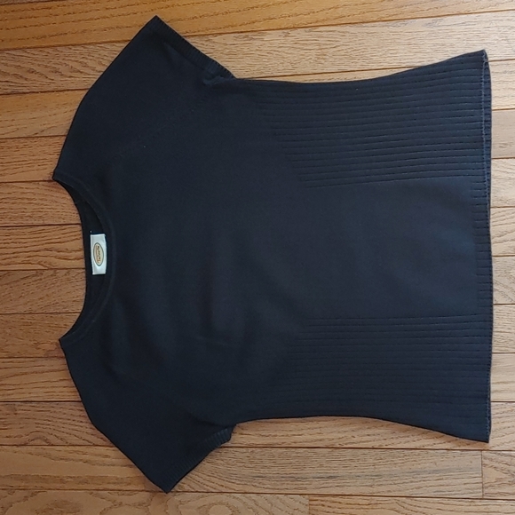 ♦️3 for $15 Talbots Navy Blue Knit Shell Top - Picture 10 of 10